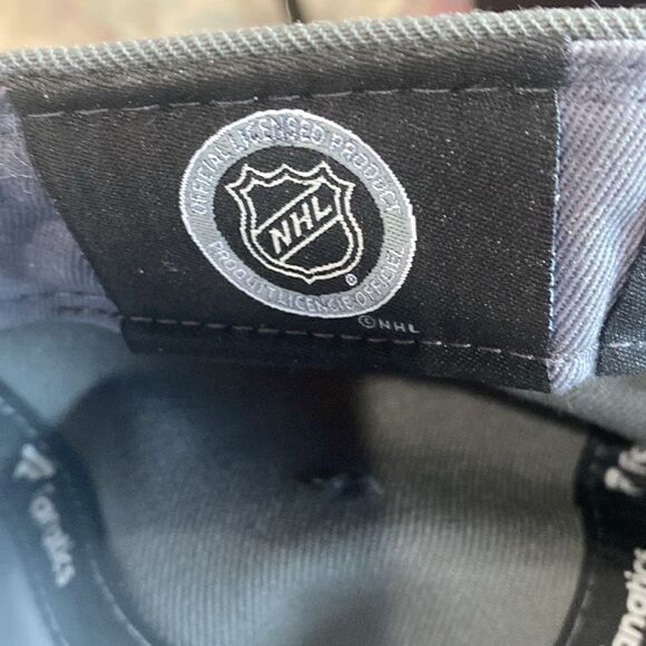 Las Vegas Golden Knights Mens Gray Hat Size 7 5/8 Fanatics A-Flex NHL Hockey Cap - Picture 7 of 9